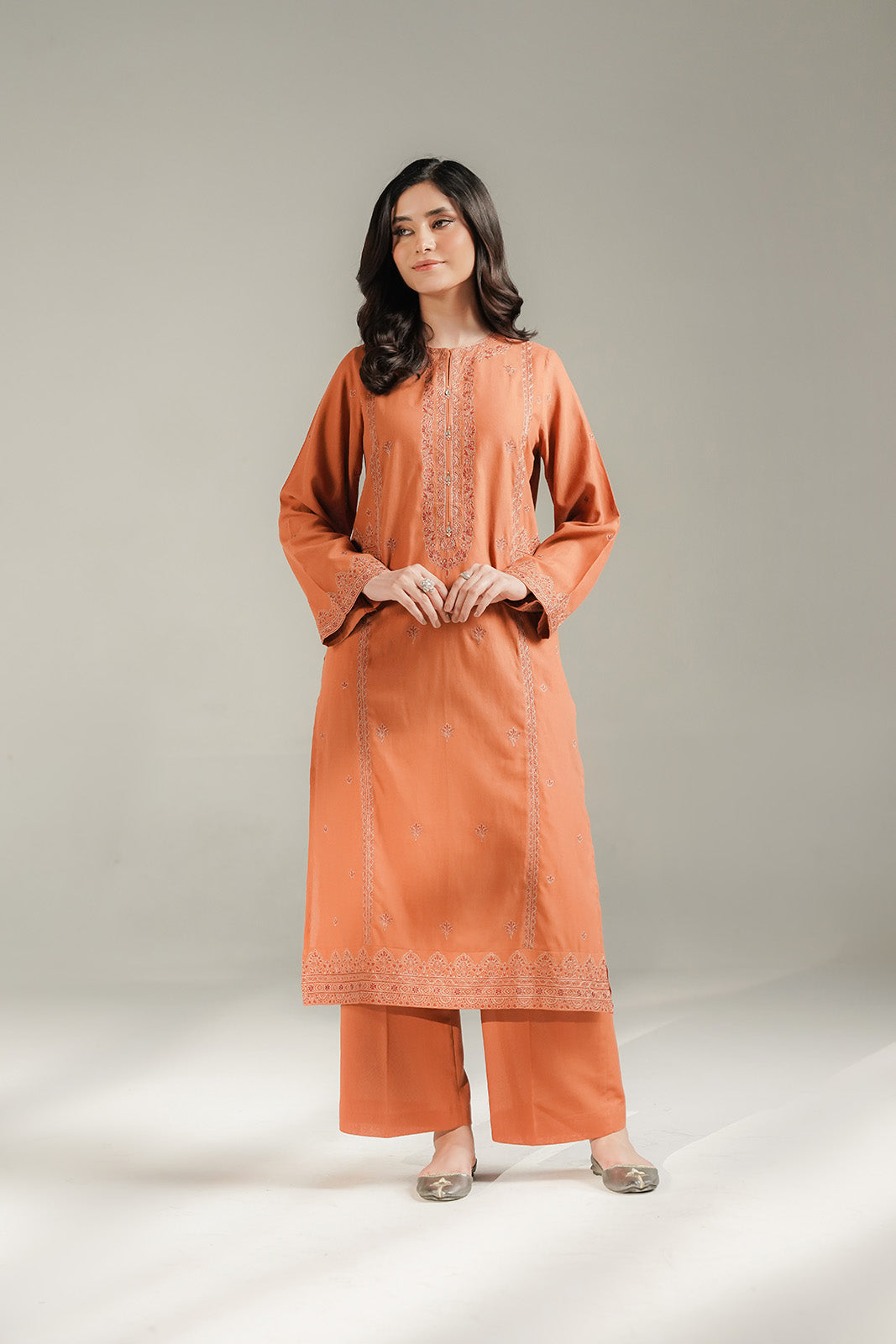 2 Piece Lawn Karandi Embroidered Suit (CS0692)