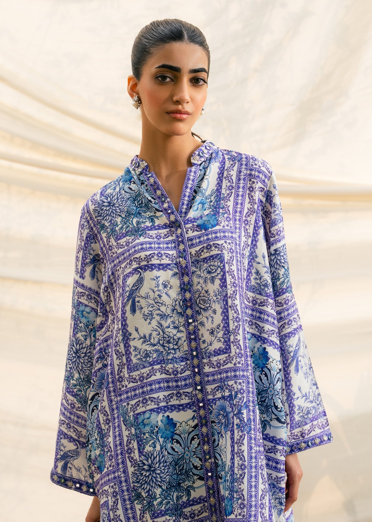 Embellished Chiffon Dupatta (as shown)