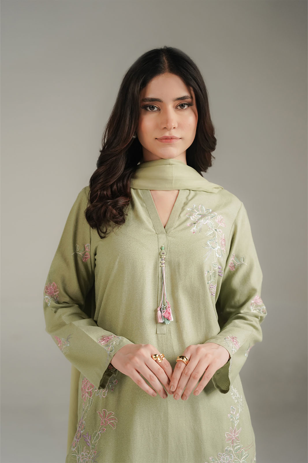 3 Piece Lawn Karandi Embroidered Suit (CS0687)
