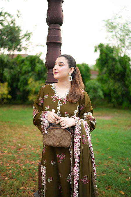 Aneelas Karandi Embroidered Shirt Trouser 2pc [KR-26-17]