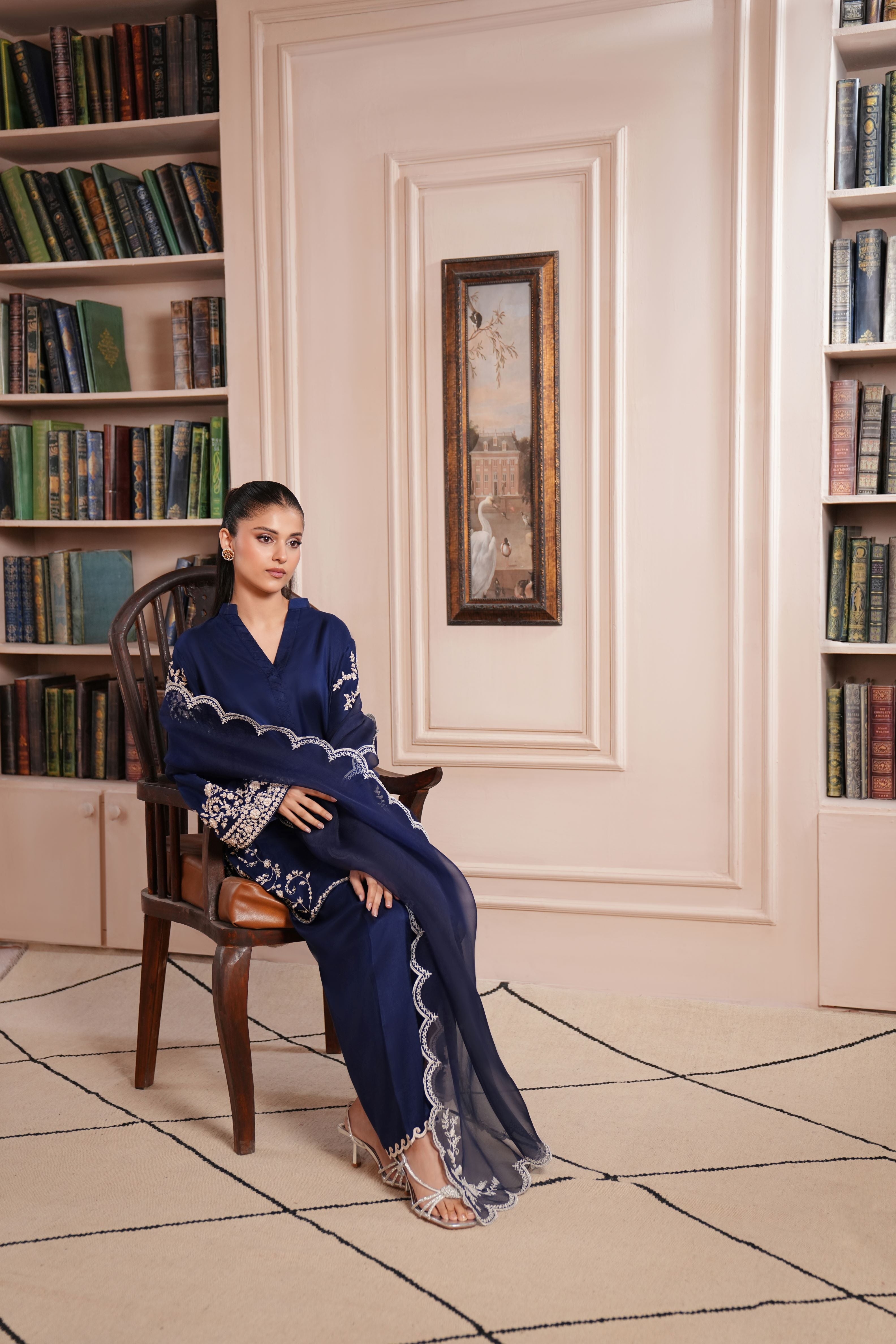 Rana ( navy blue )