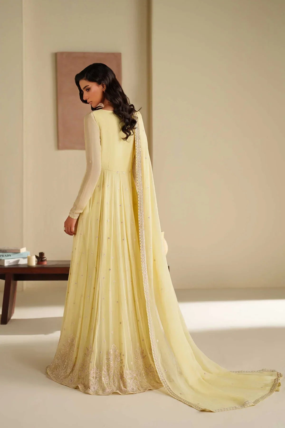 Akbar Aslam – Ayla Style