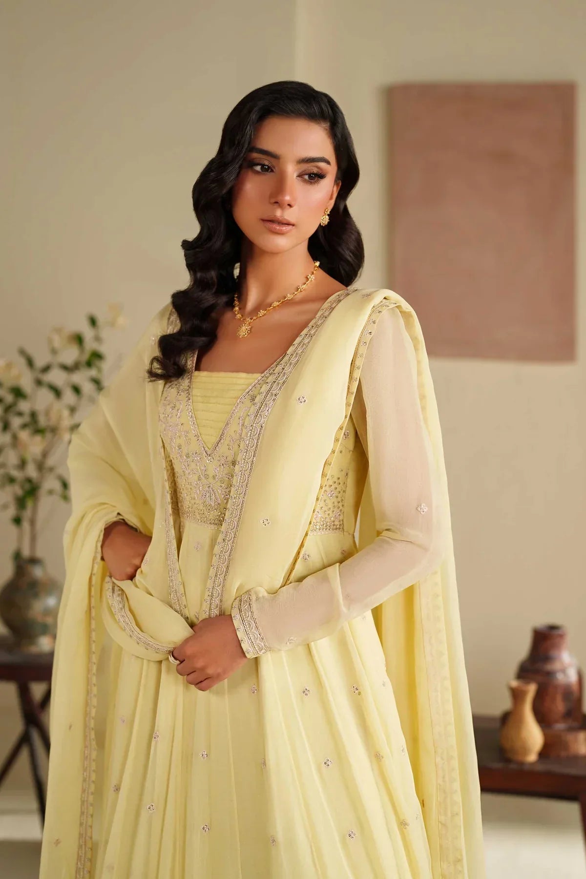Akbar Aslam – Ayla Style