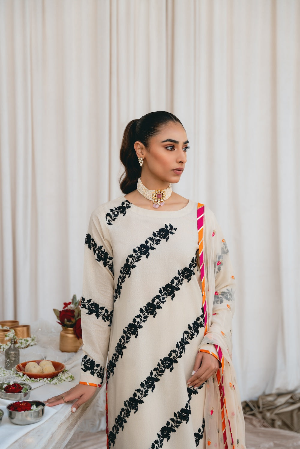 Izna | Ready to Ship