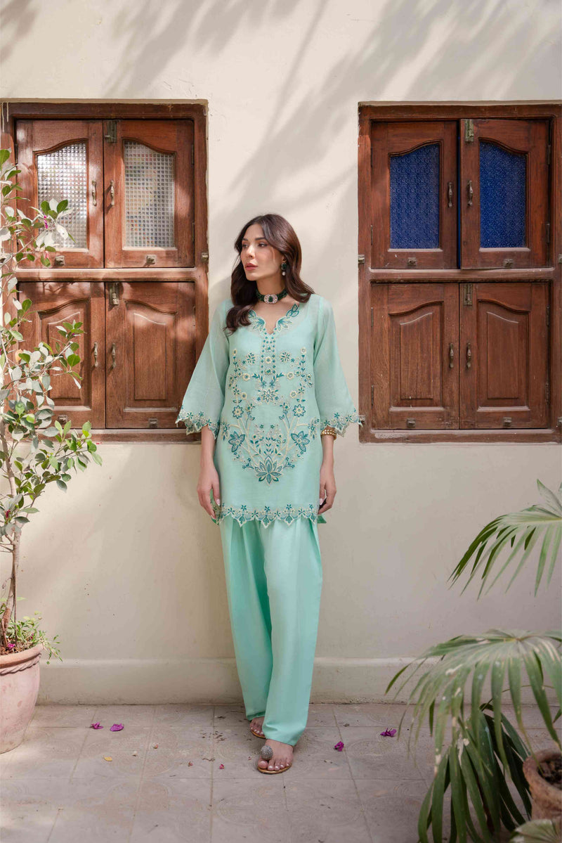 Pistaccio Lace