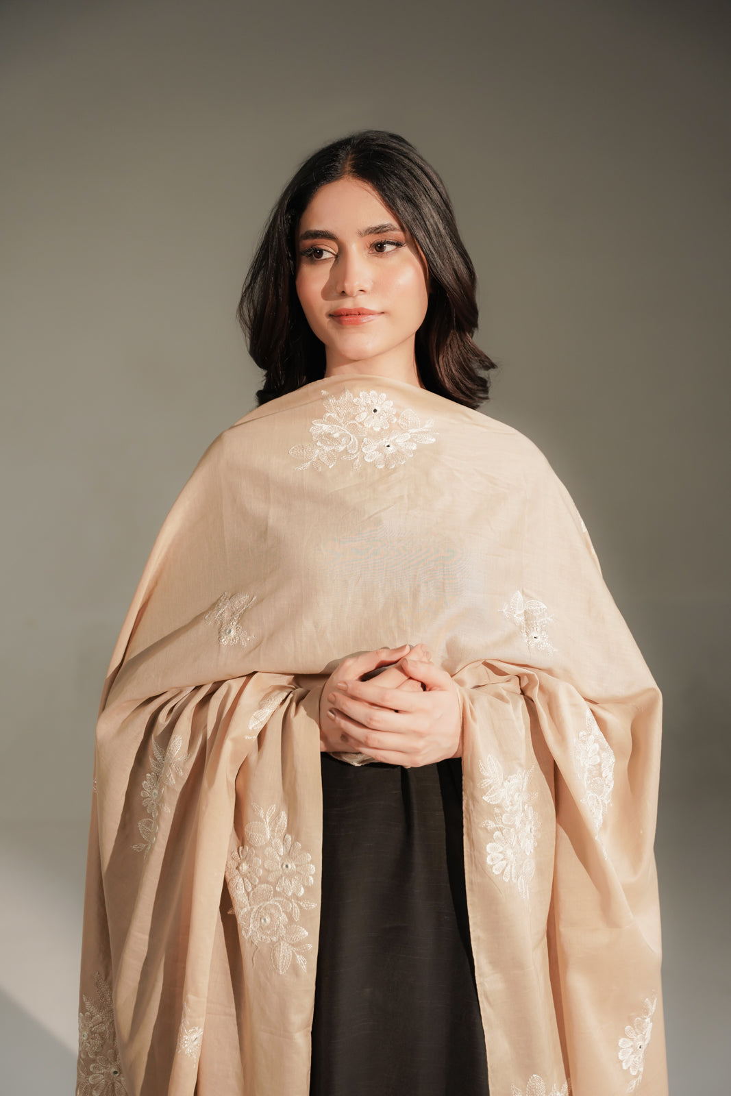 1 Piece Lawn Embroidered Shawl (CH0078)