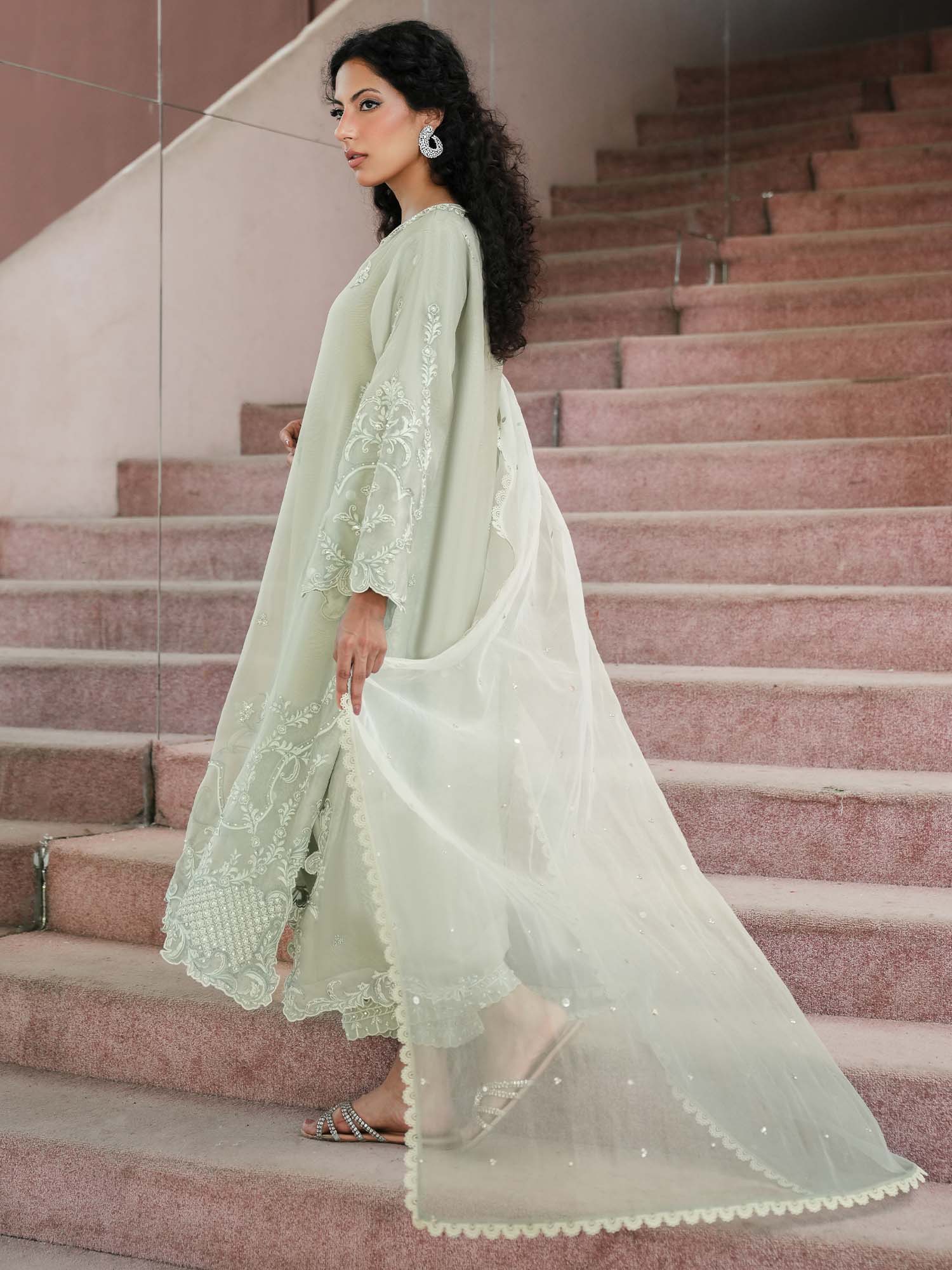 SICILY, IZAAR & DUPATTAsicily-izaar-dupatta-9