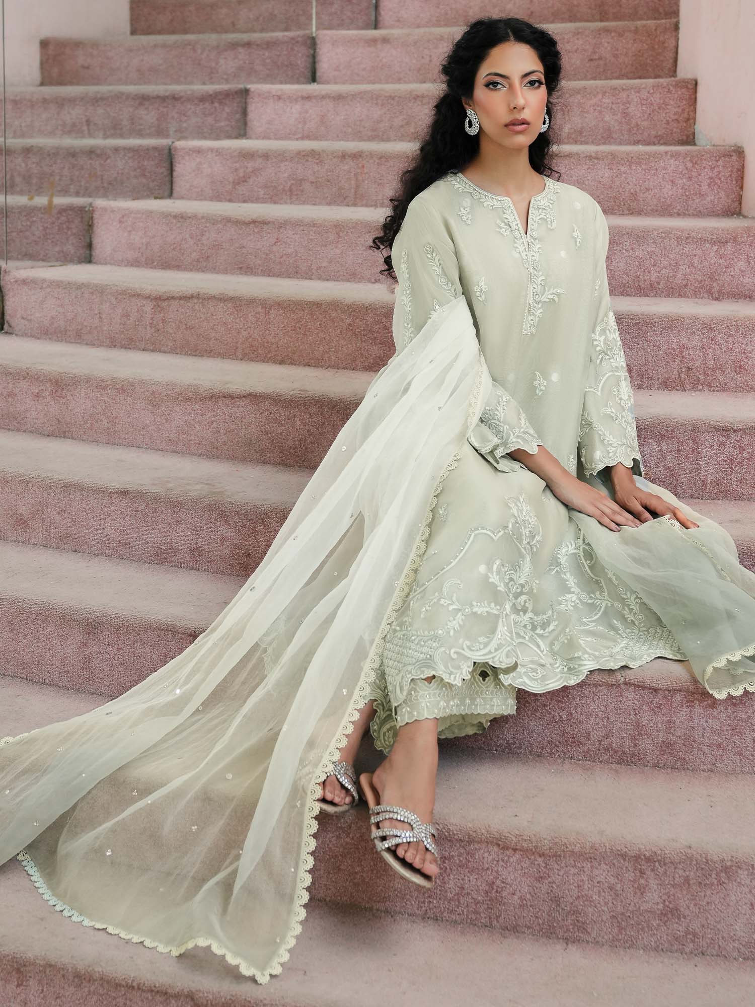 SICILY, IZAAR & DUPATTAsicily-izaar-dupatta-9