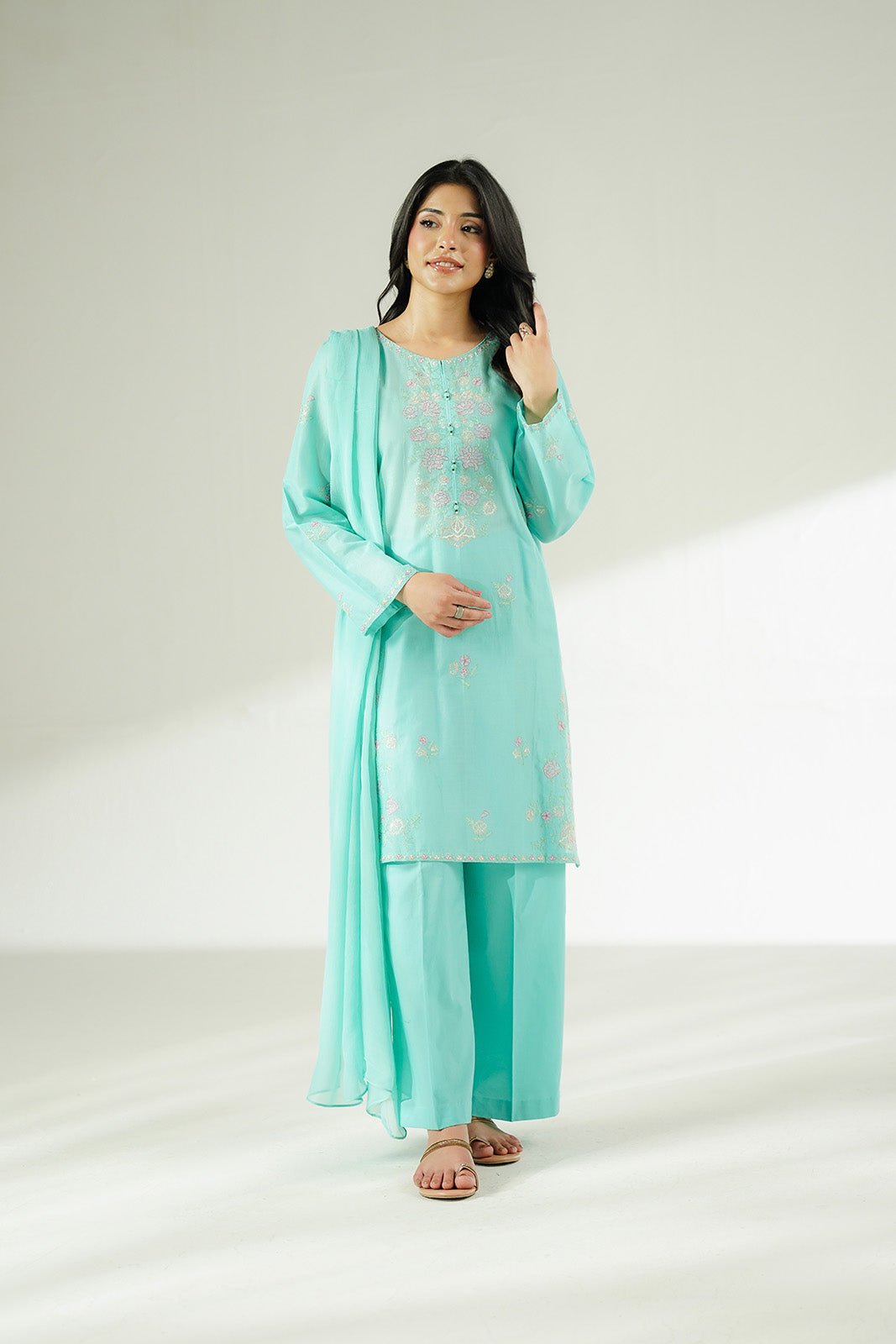 3 Piece Lawn Embroidered Suit (CS0628)