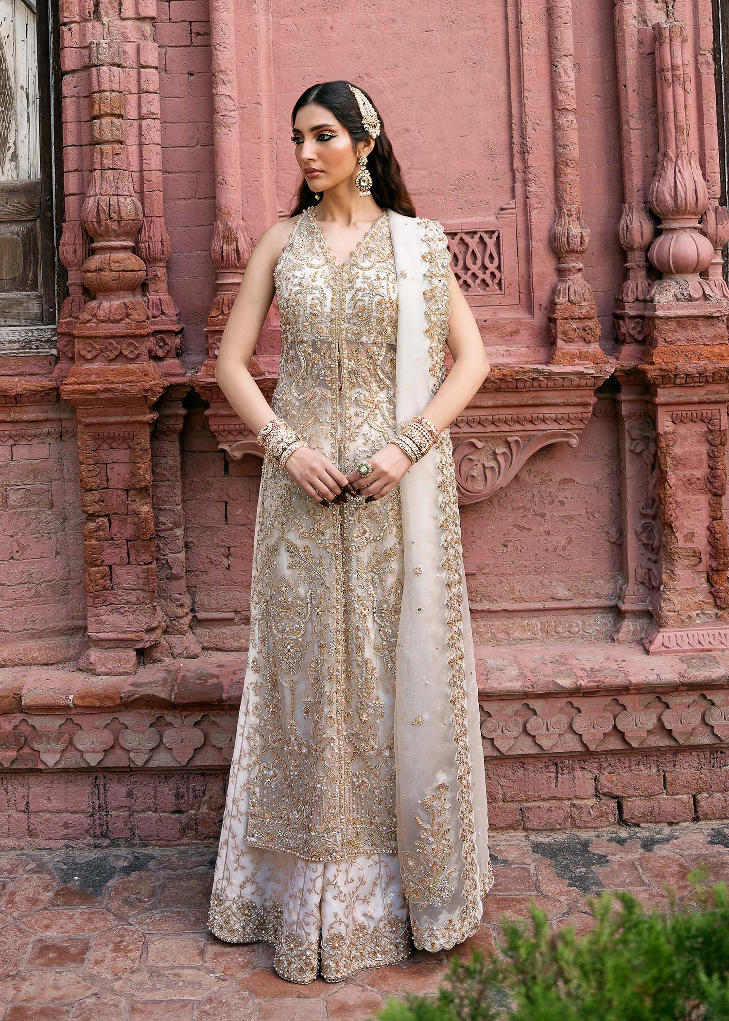Kanwal Malik – Nisha Style