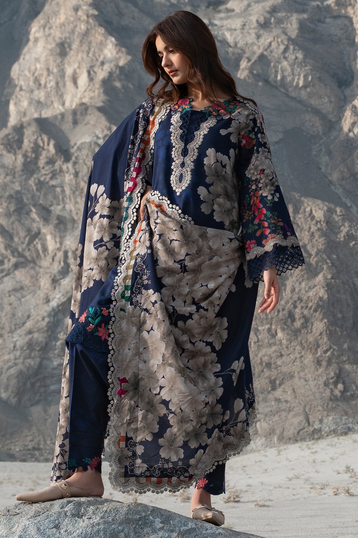 3-PC Unstitched Embroidered Linen Collection  ANW7-14
