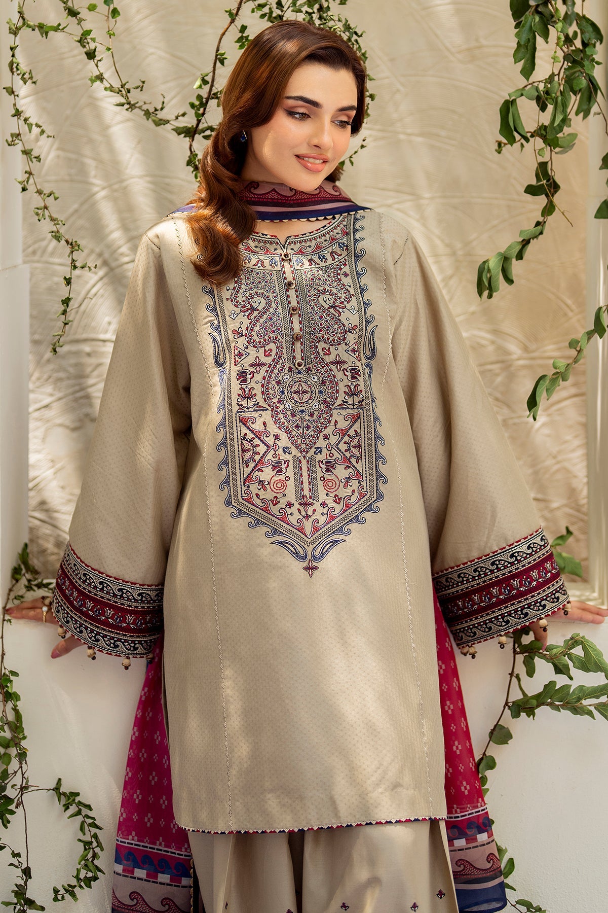EMBROIDERED LAWN RTW-9202