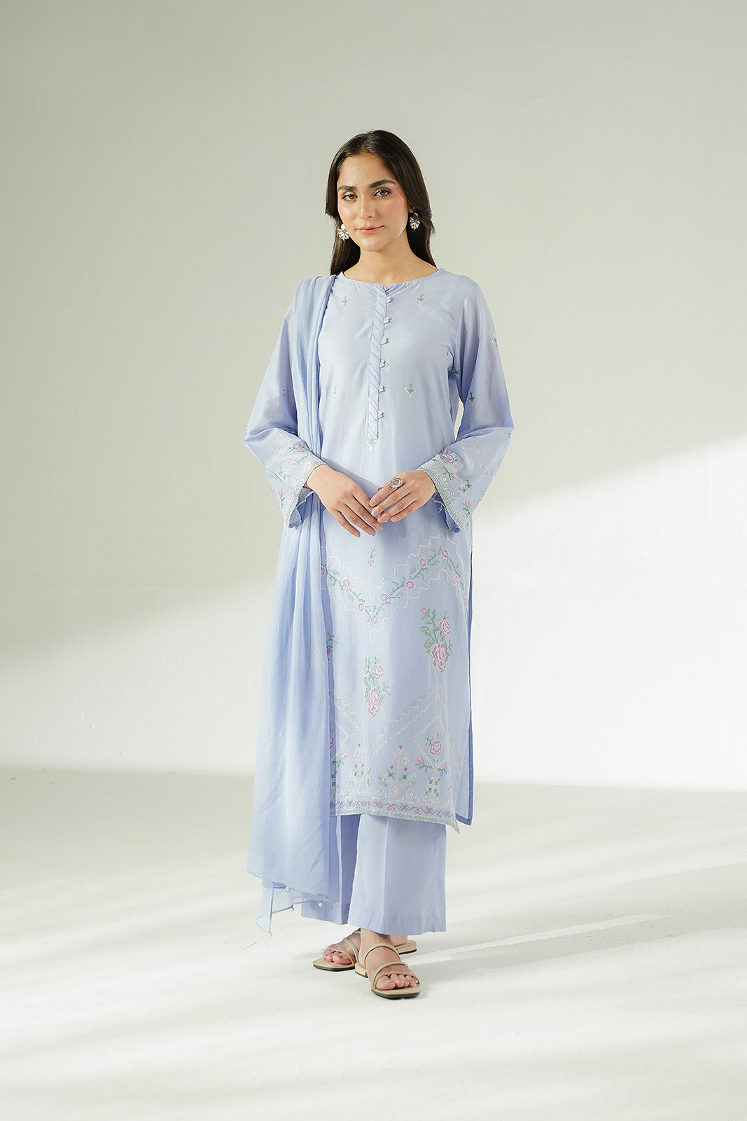 3 Piece Lawn Embroidered Suit (CS0612)