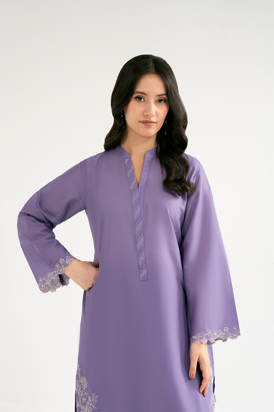 2 Piece Lawn Embroidered Suit (CP0499)