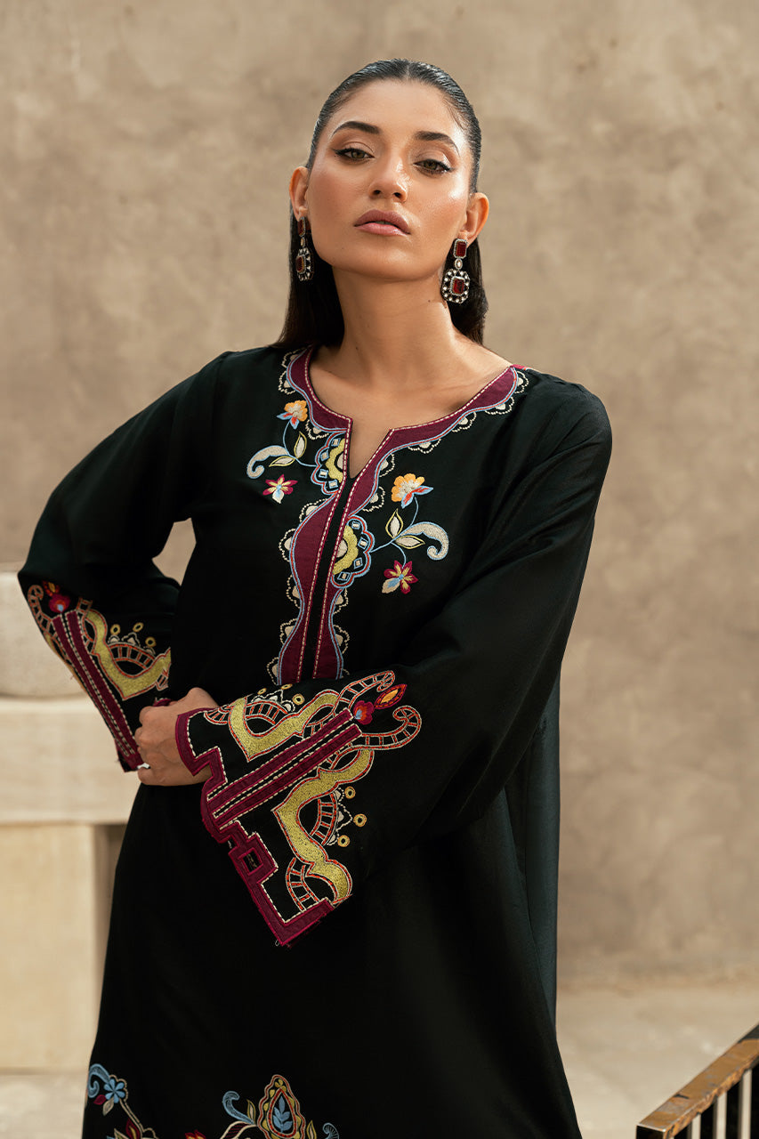 https://cdn.shopify.com/s/files/1/0612/6423/2692/files/DSC07833.jpg?v=1760531722