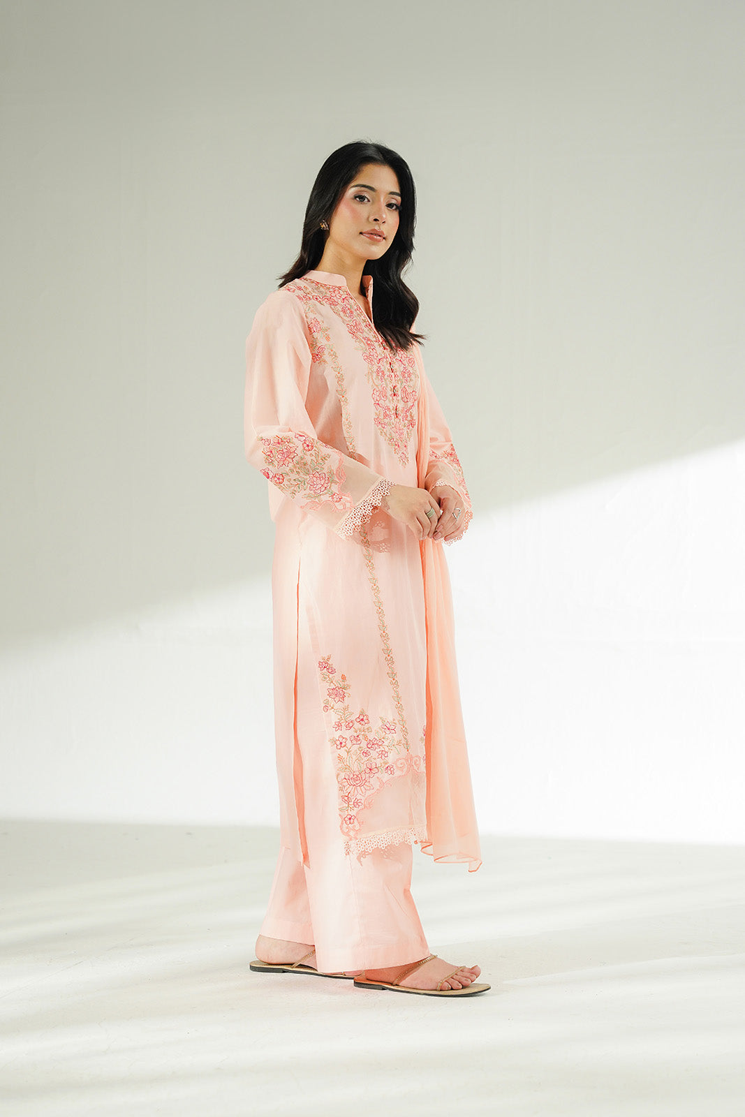 3 Piece Lawn Embroidered Suit (CS0630)