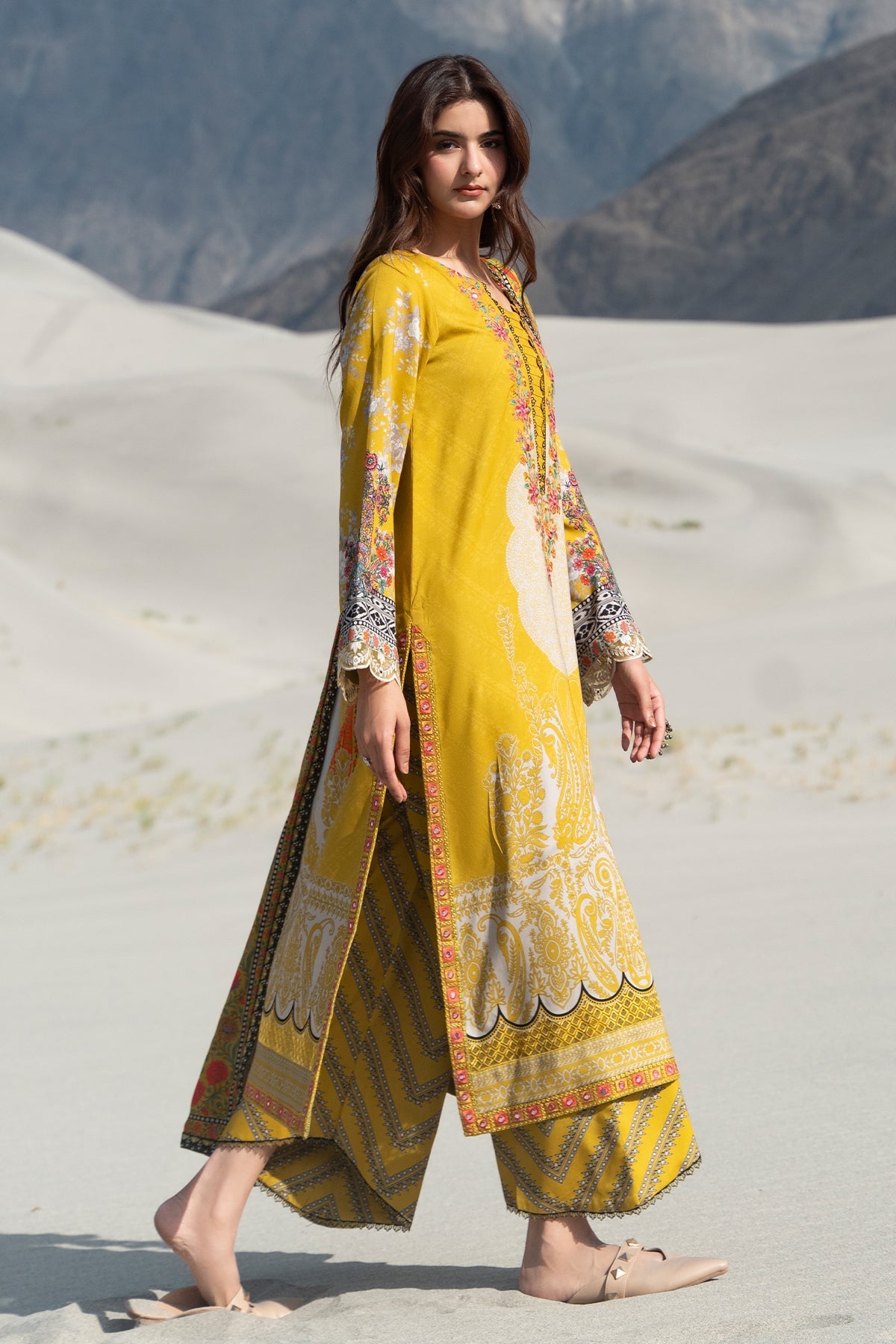 3-PC Unstitched Embroidered Linen Collection  ANW7-20