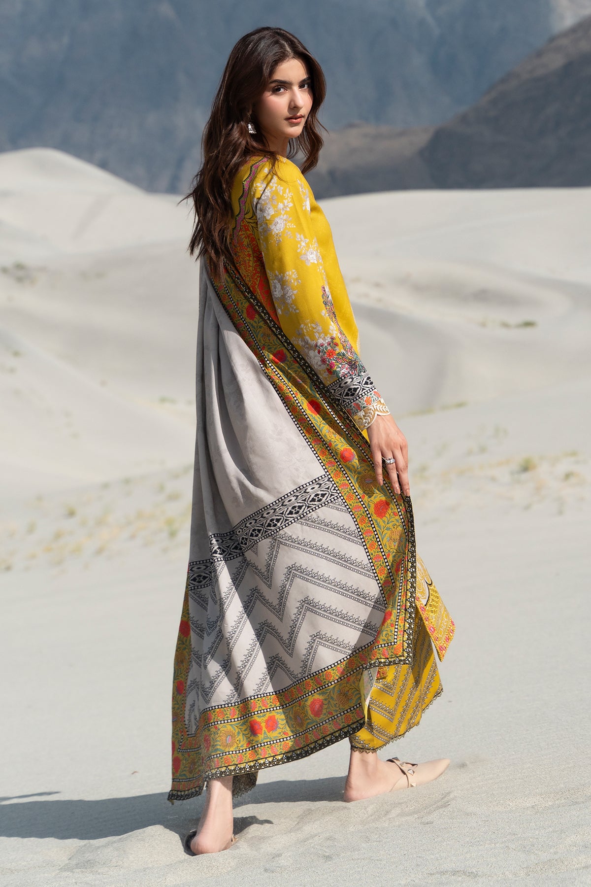 3-PC Unstitched Embroidered Linen Collection  ANW7-20