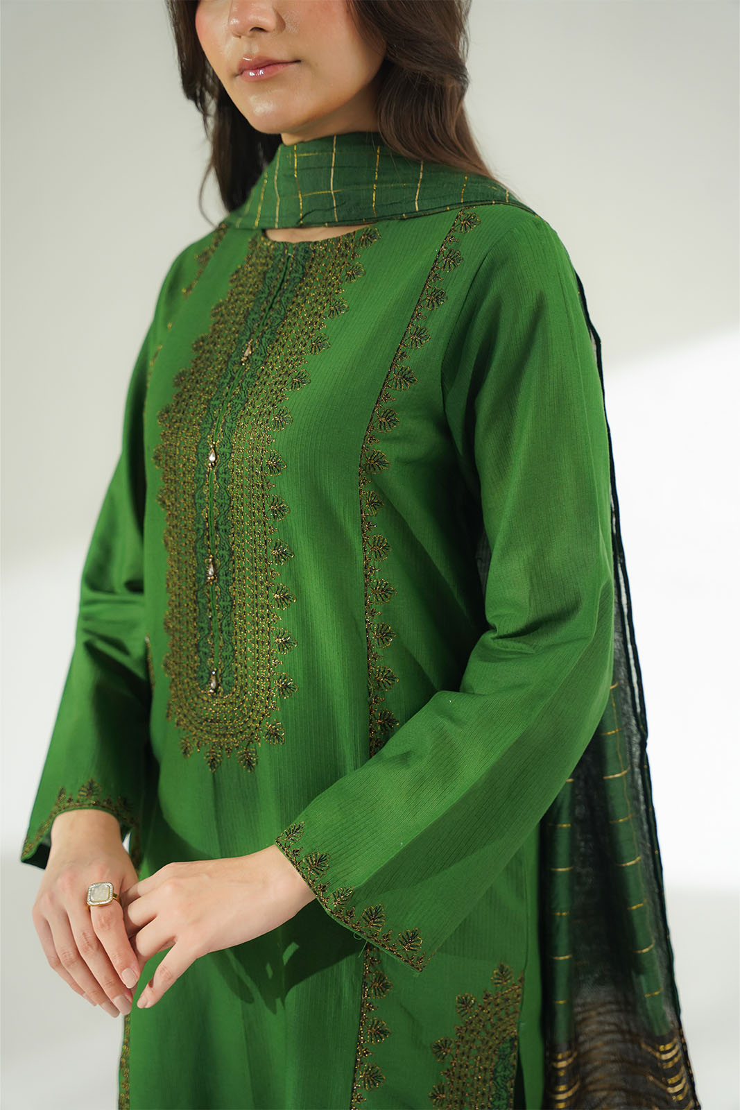 3 Piece Cotton Dobby Embroidered (CS0634)