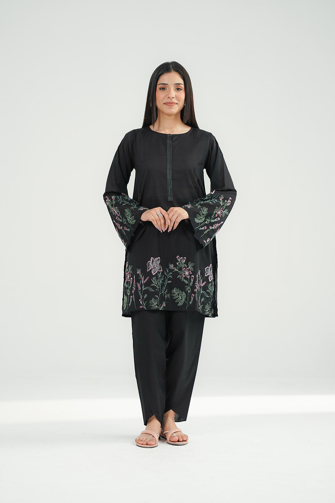 2 Piece Lawn Embroidered Suit (CS0481)