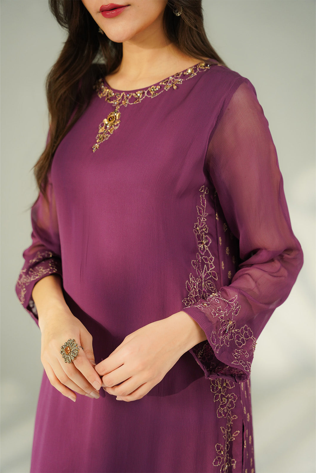 2 Piece Chiffon Embroidered Suit (FL0213)