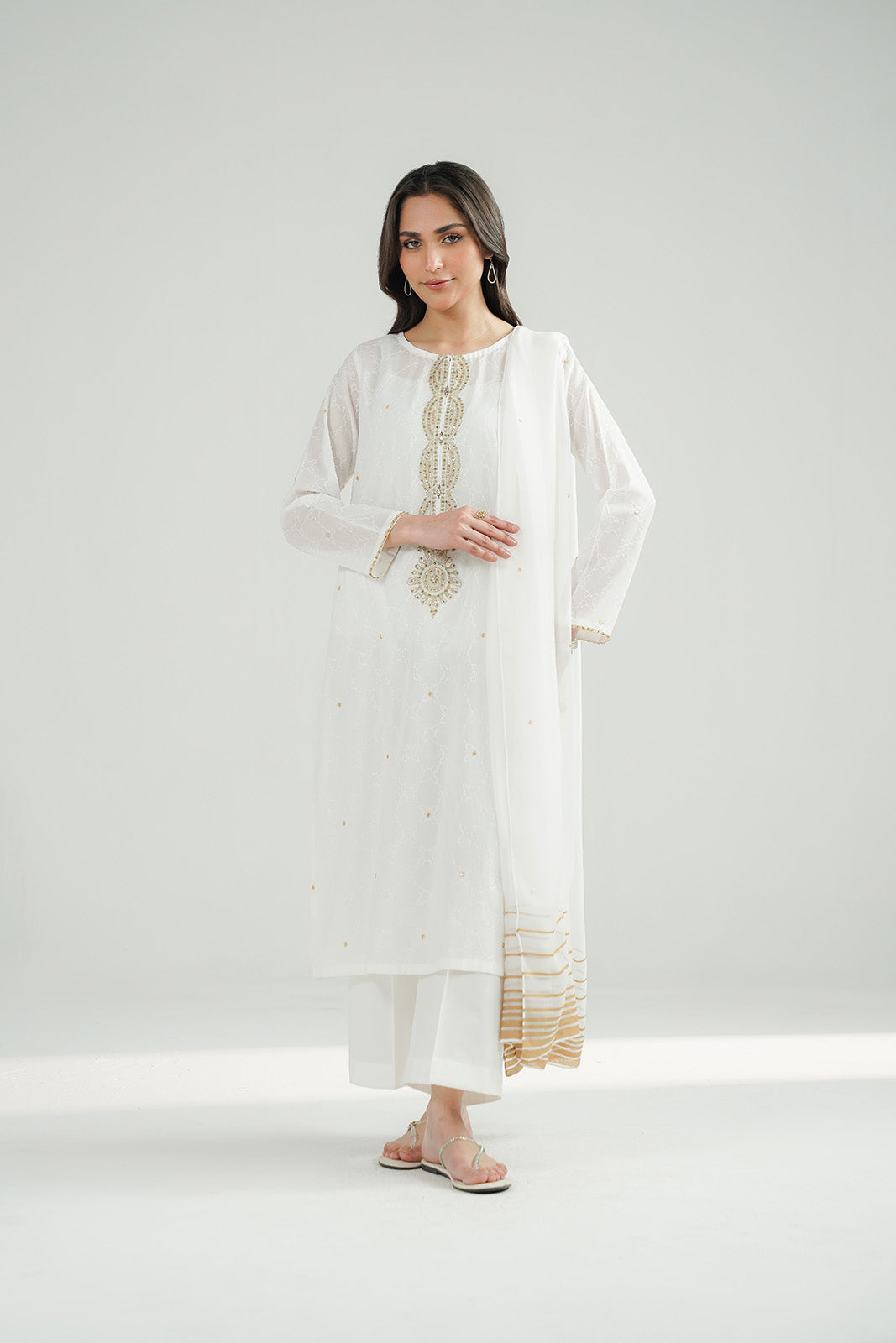 3 Piece Lawn Embroidered Suit (CS0492)