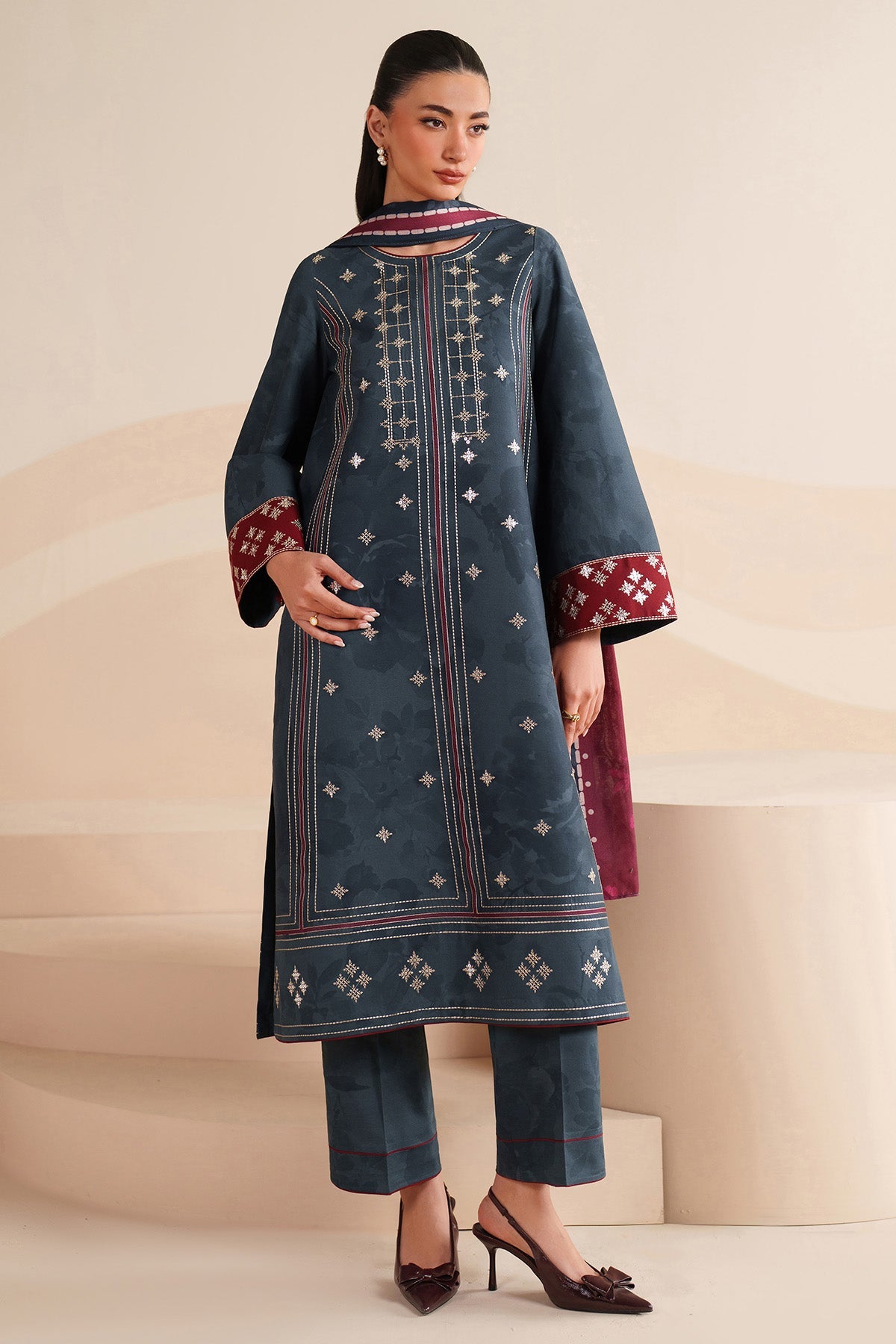 https://cdn.shopify.com/s/files/1/0011/0277/4316/files/DSC08623_c4c9a4f7-bbe9-429e-8b6d-413c35baadc0.jpg?v=1764410933