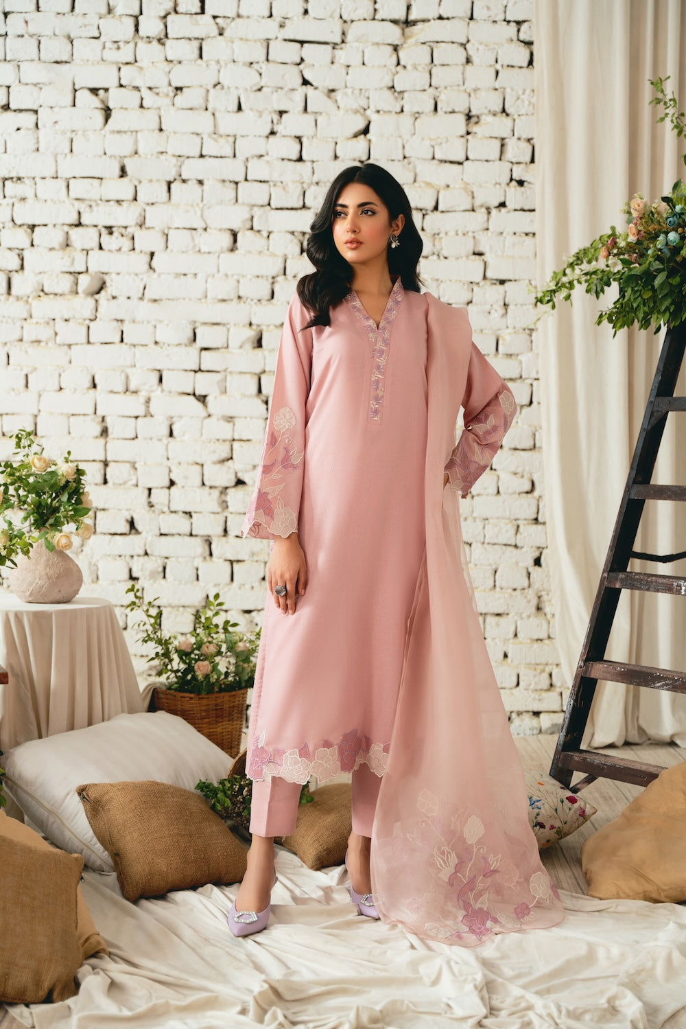 Janaan | Instant Delivery