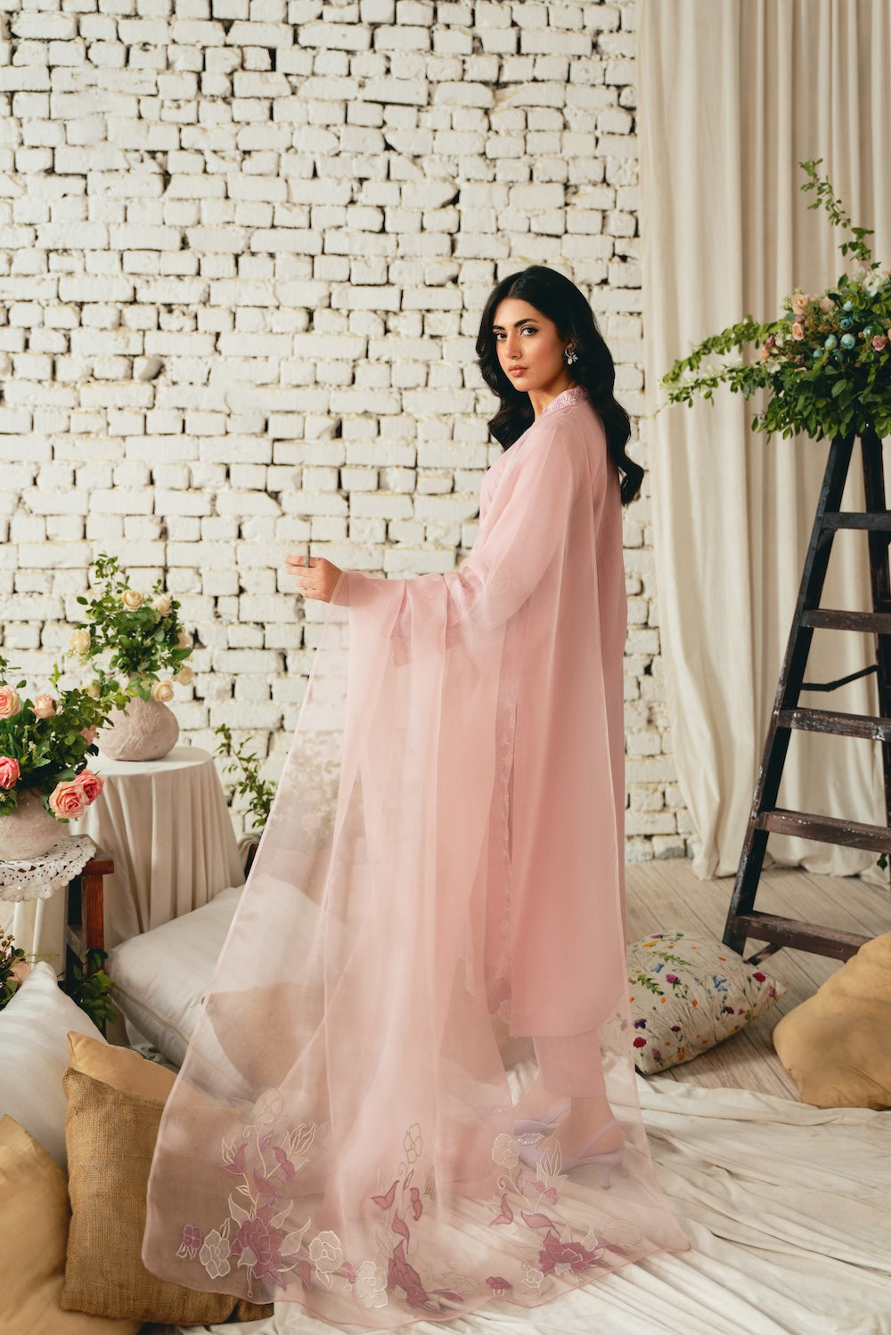 Janaan | Instant Delivery