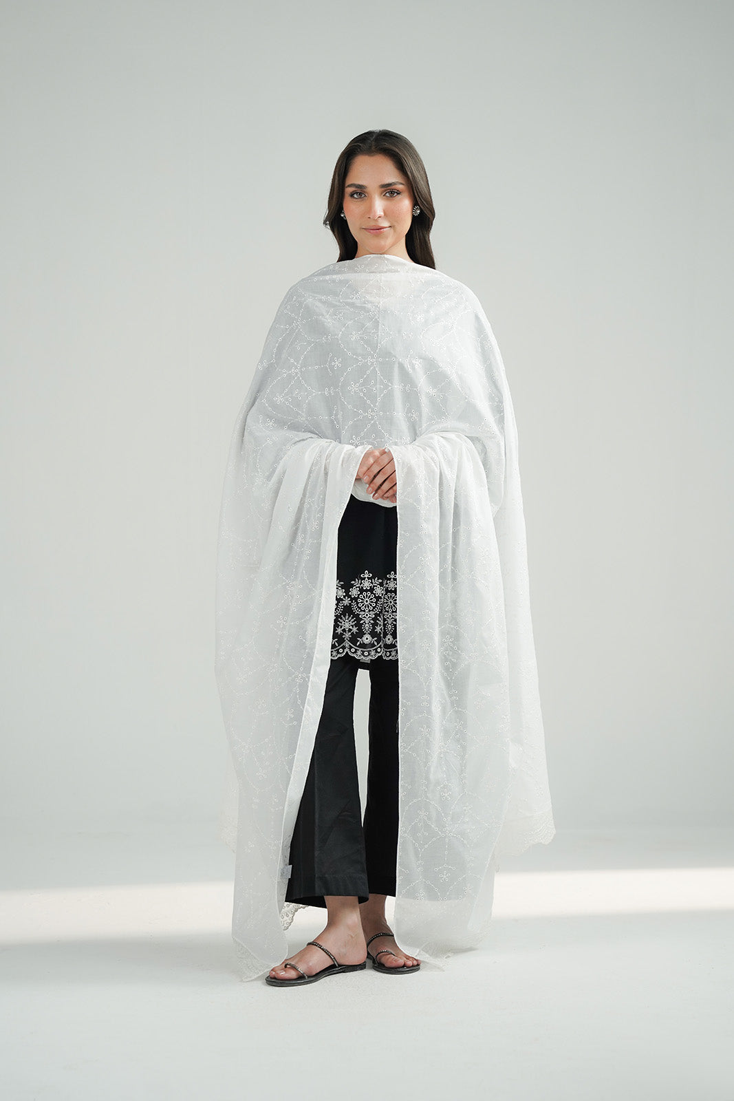 1 Piece Lawn Embroidered Shawl (CH0062)