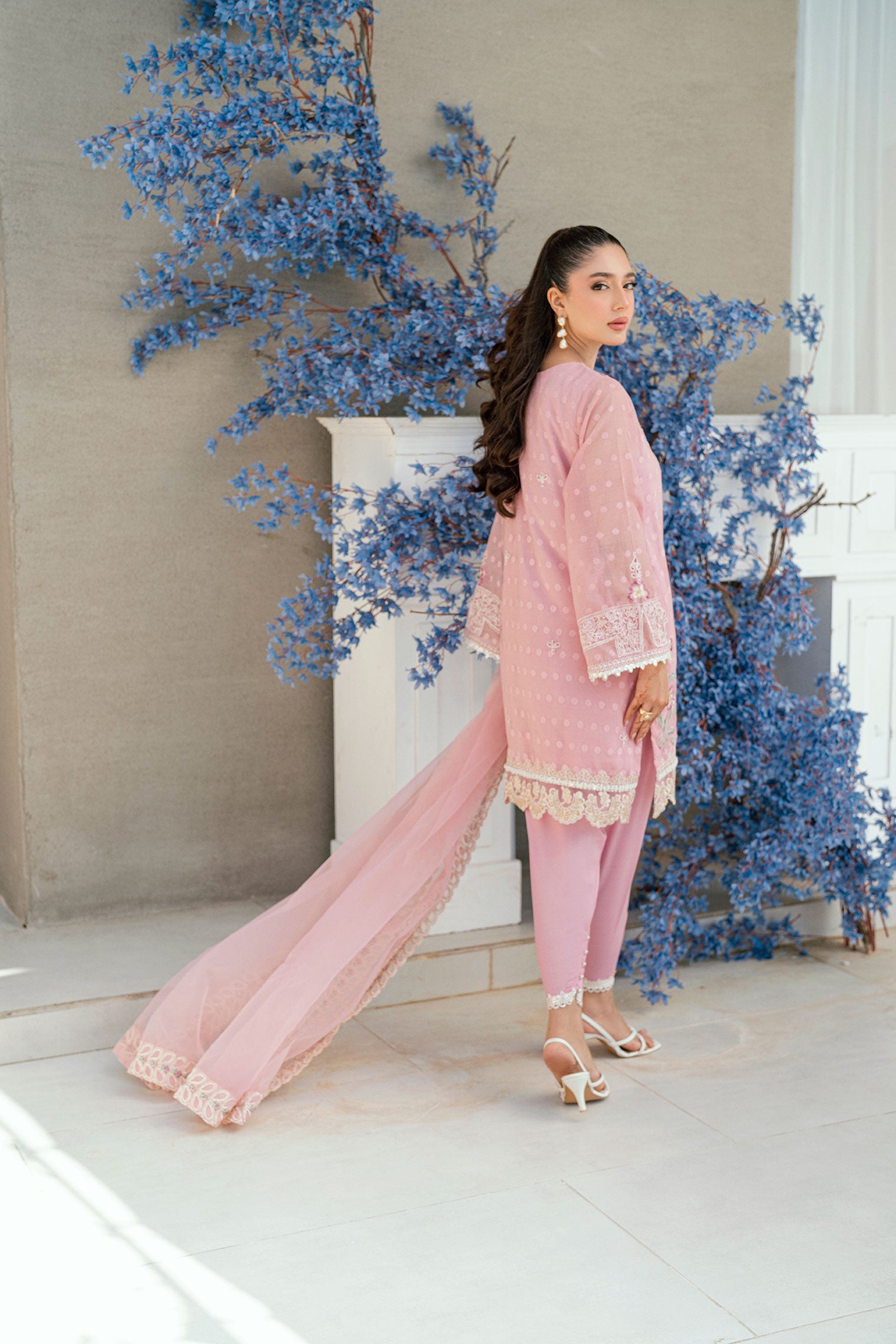 SS25DA-2702 LIGHT PINK 2PCS  EMBROIDERED KURTA WITH TROUSER