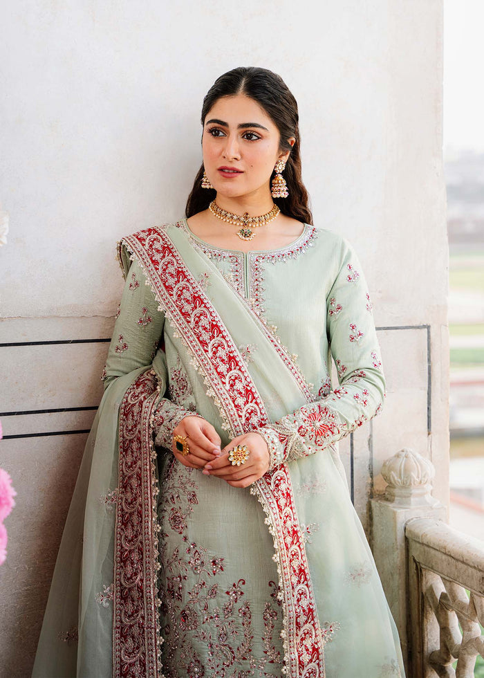 Akbar Aslam – Zari U-1505 Style