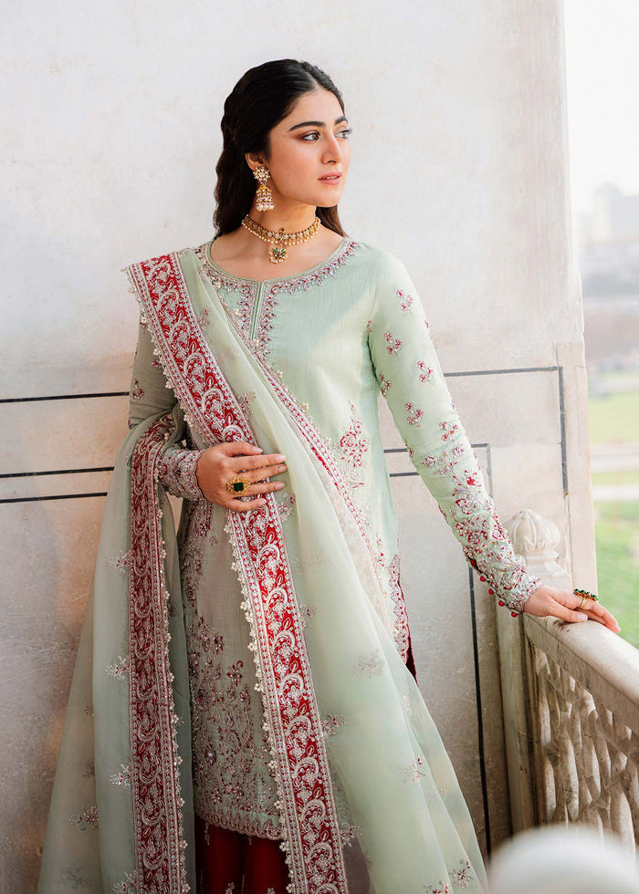 Akbar Aslam – Zari U-1505 Style