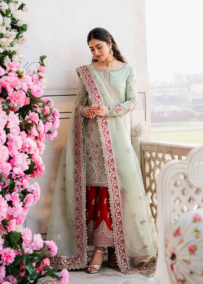 Akbar Aslam – Zari U-1505 Style