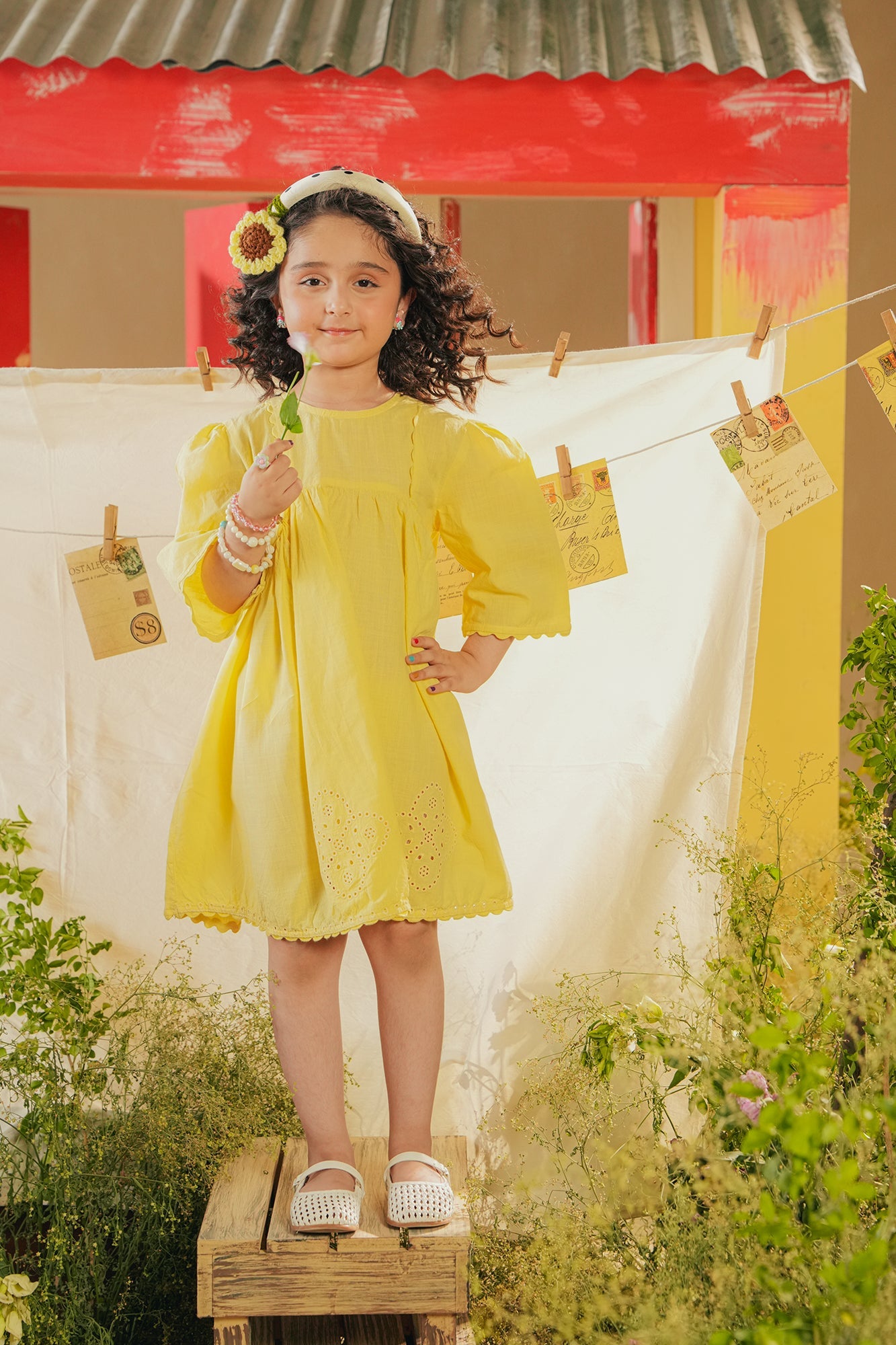 DRESS (E2037/301/226)