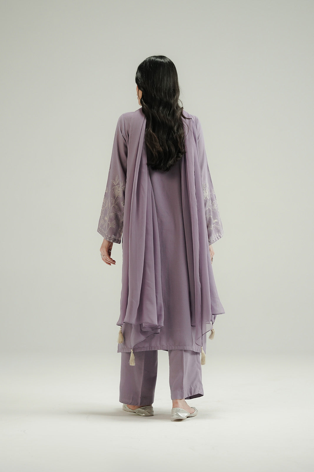 3 Piece Lawn Karandi Embroidered Suit (CP0569)