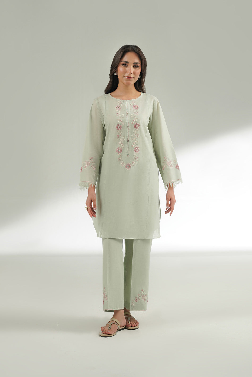 2 Piece Lawn Embroidered Suit (CS0563)