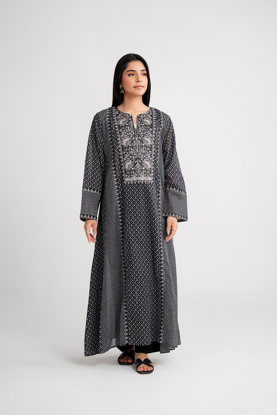 2 Piece Printed Lawn Embroidered Suit (CP0448)