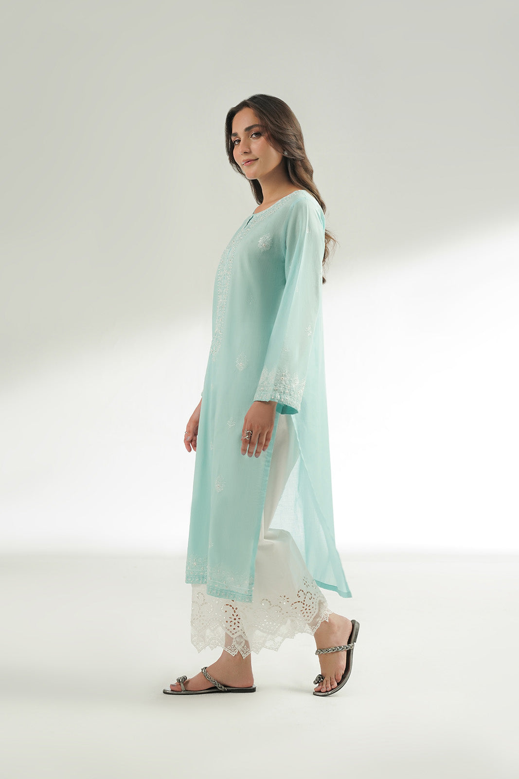 2 Piece Lawn Embroidered Suit (CS0565)