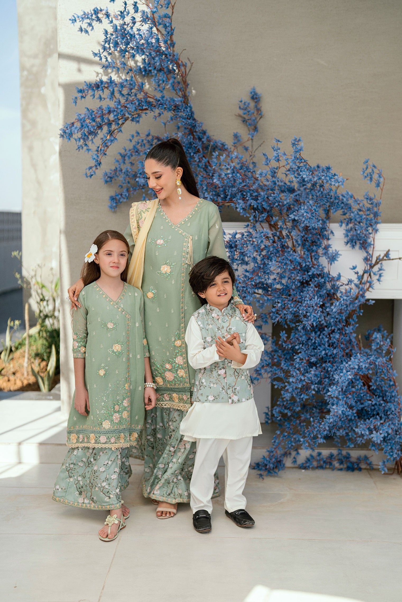 SS25DA-2705 LIGHT GREEN 2PCS  EMBROIDERED KURTA WITH TROUSER