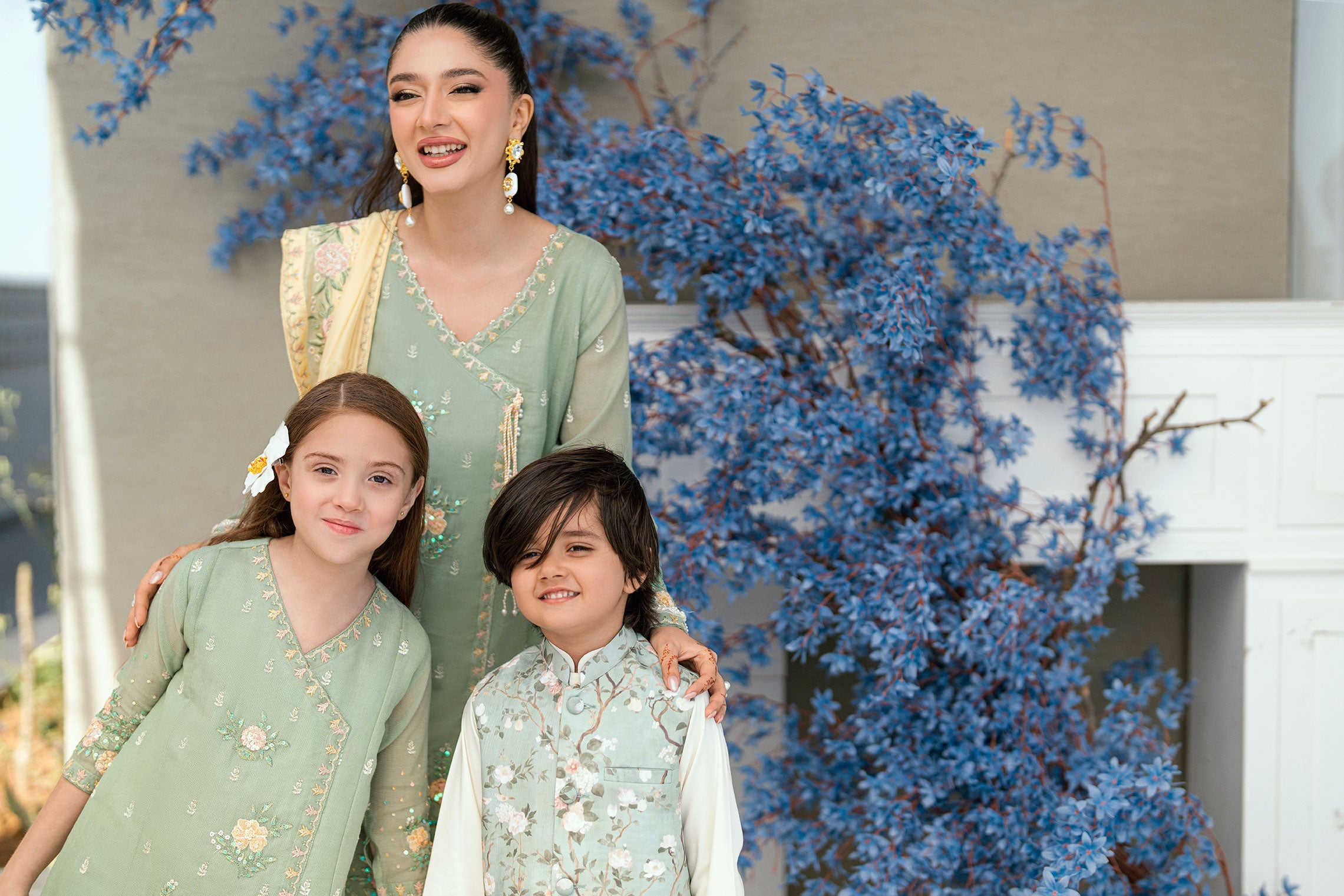 SS25DA-2705 LIGHT GREEN 2PCS  EMBROIDERED KURTA WITH TROUSER