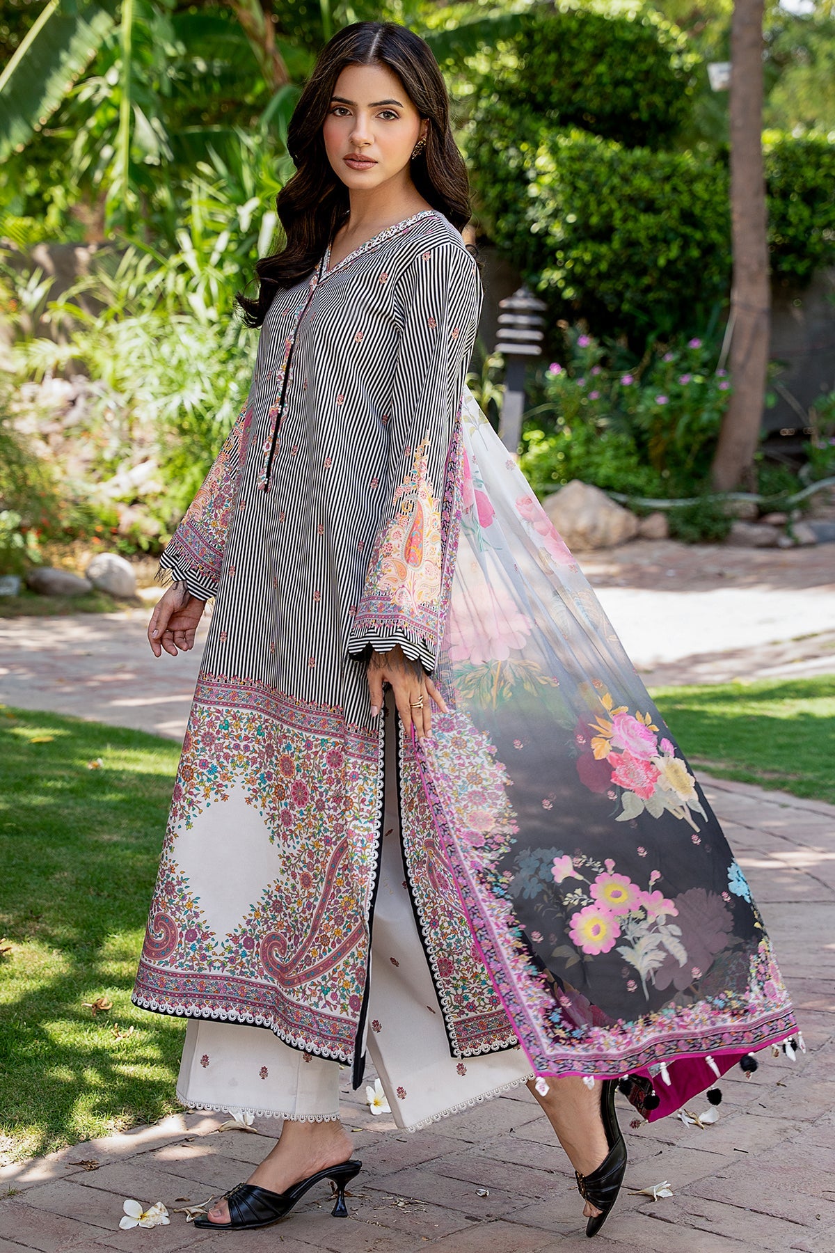3-PC Unstitched Printed Lawn C-Print Vol 3 CP6-22