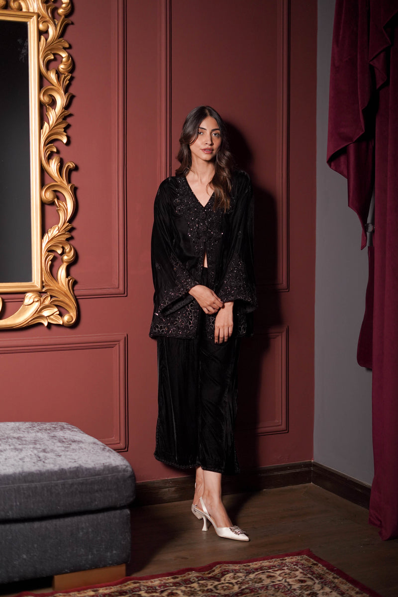 Black Velvet Wedding Edit (Npa2-24322)
