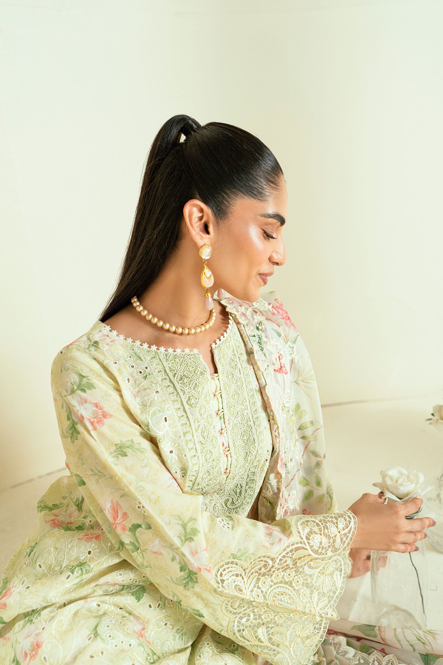 SS25DC-2550 LEMON YELLOW LAWN 2PCS EMBROIDERED KURTA WITH TROUSER
