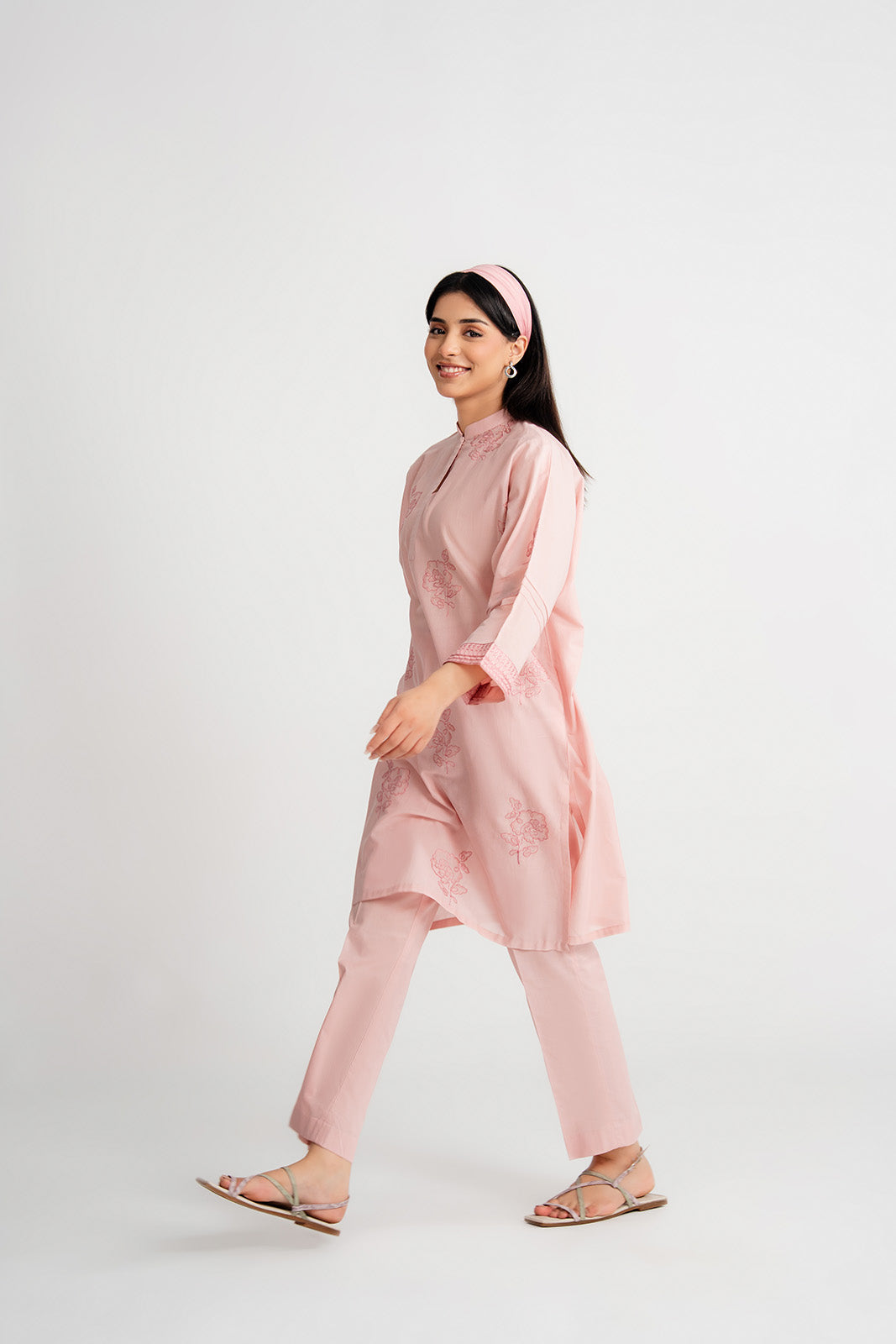 2 Piece Lawn Embroidered Suit (CF0198)