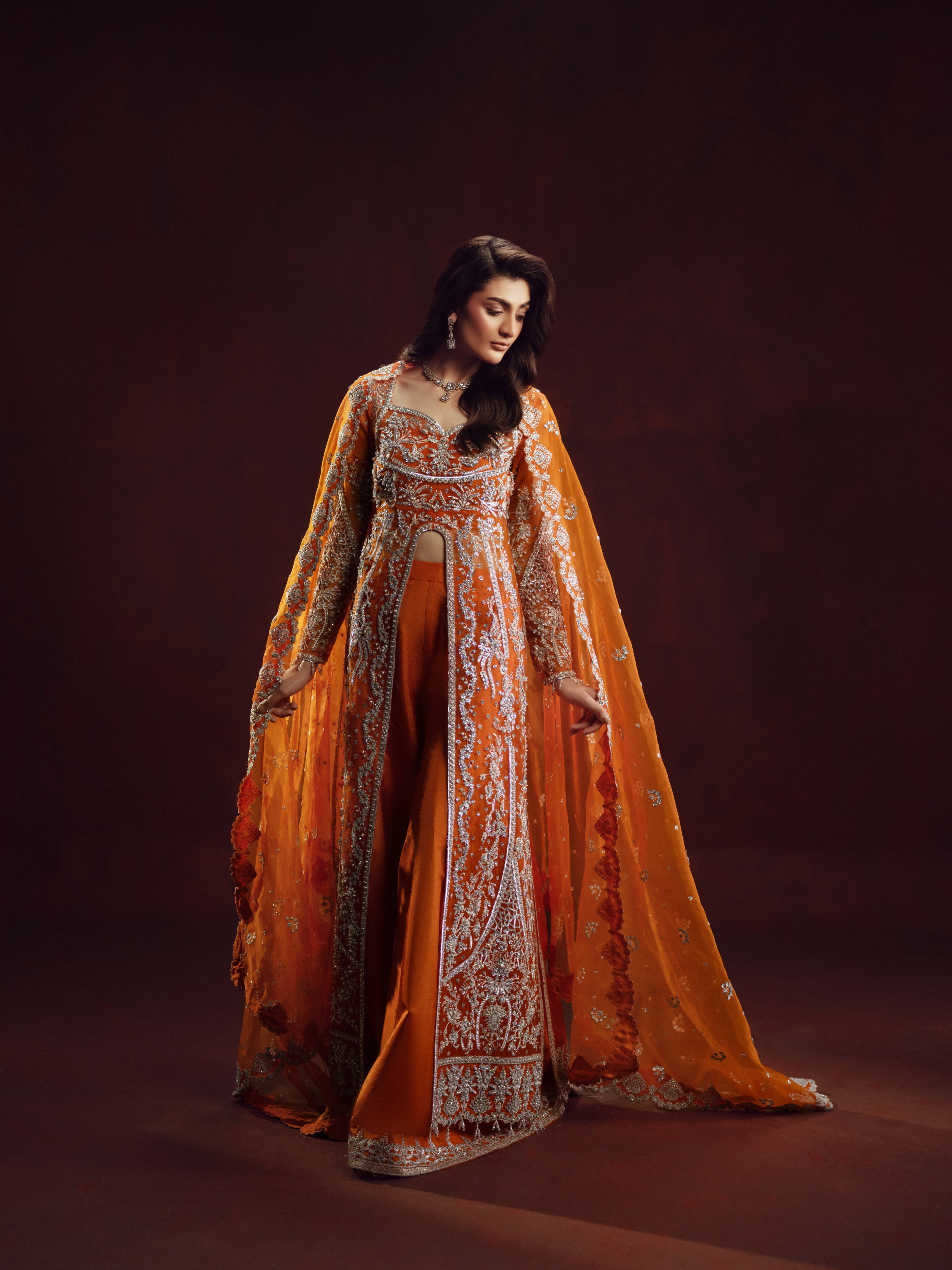 R5  Noor-e-Naar