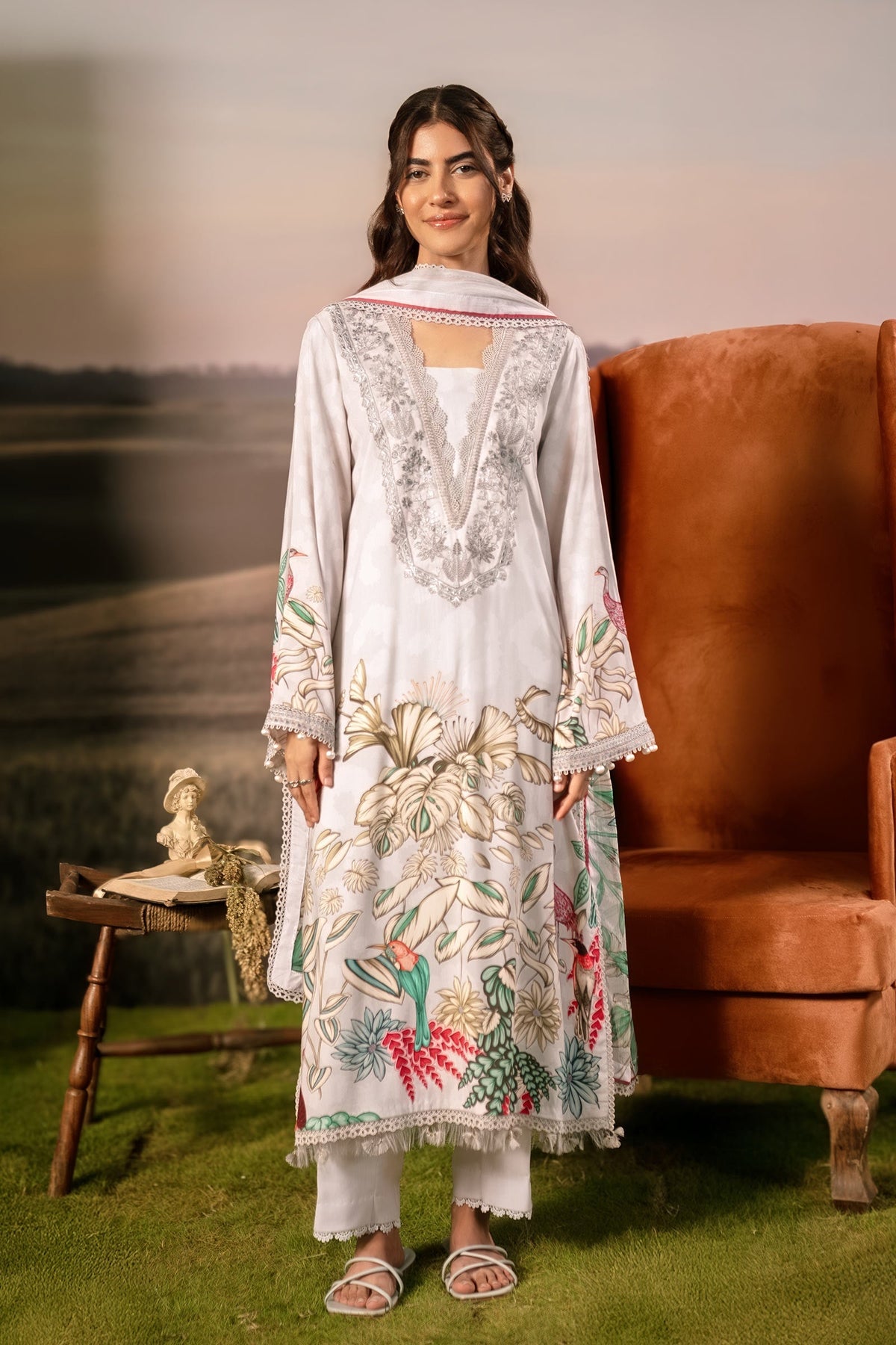3 Pc Unstitched Embroidered Arabic Lawn Suit | MB-PFUS25-05A