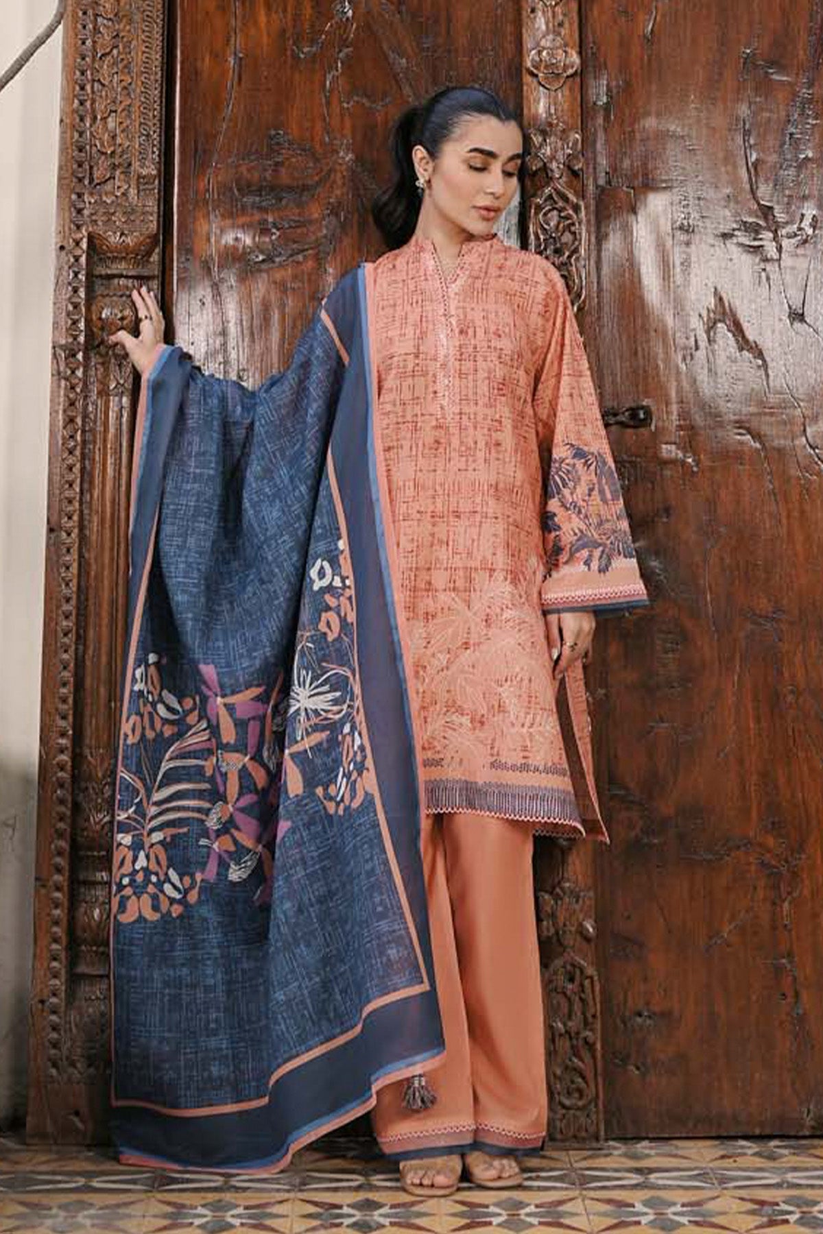 Paste Printed Lawn 3 Piece