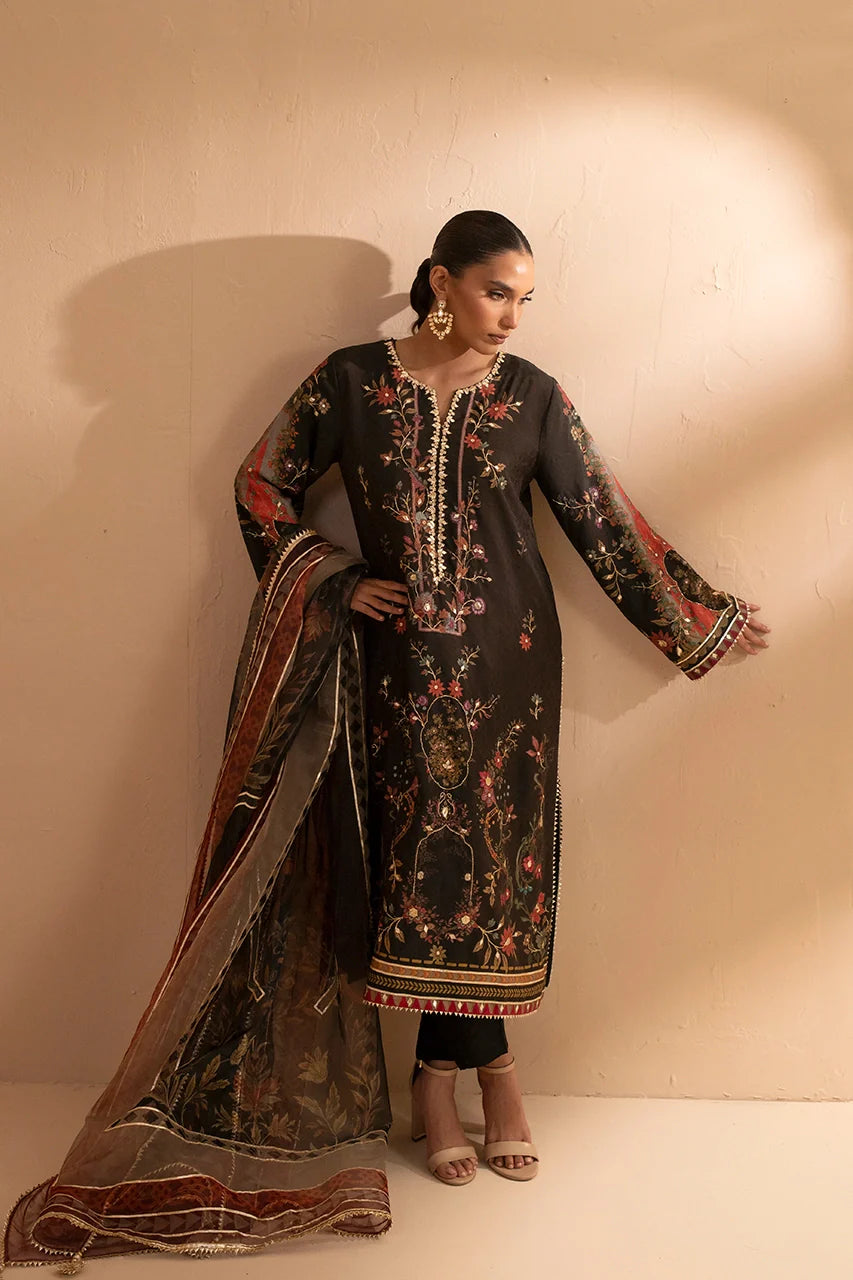 Nadia Farooqui