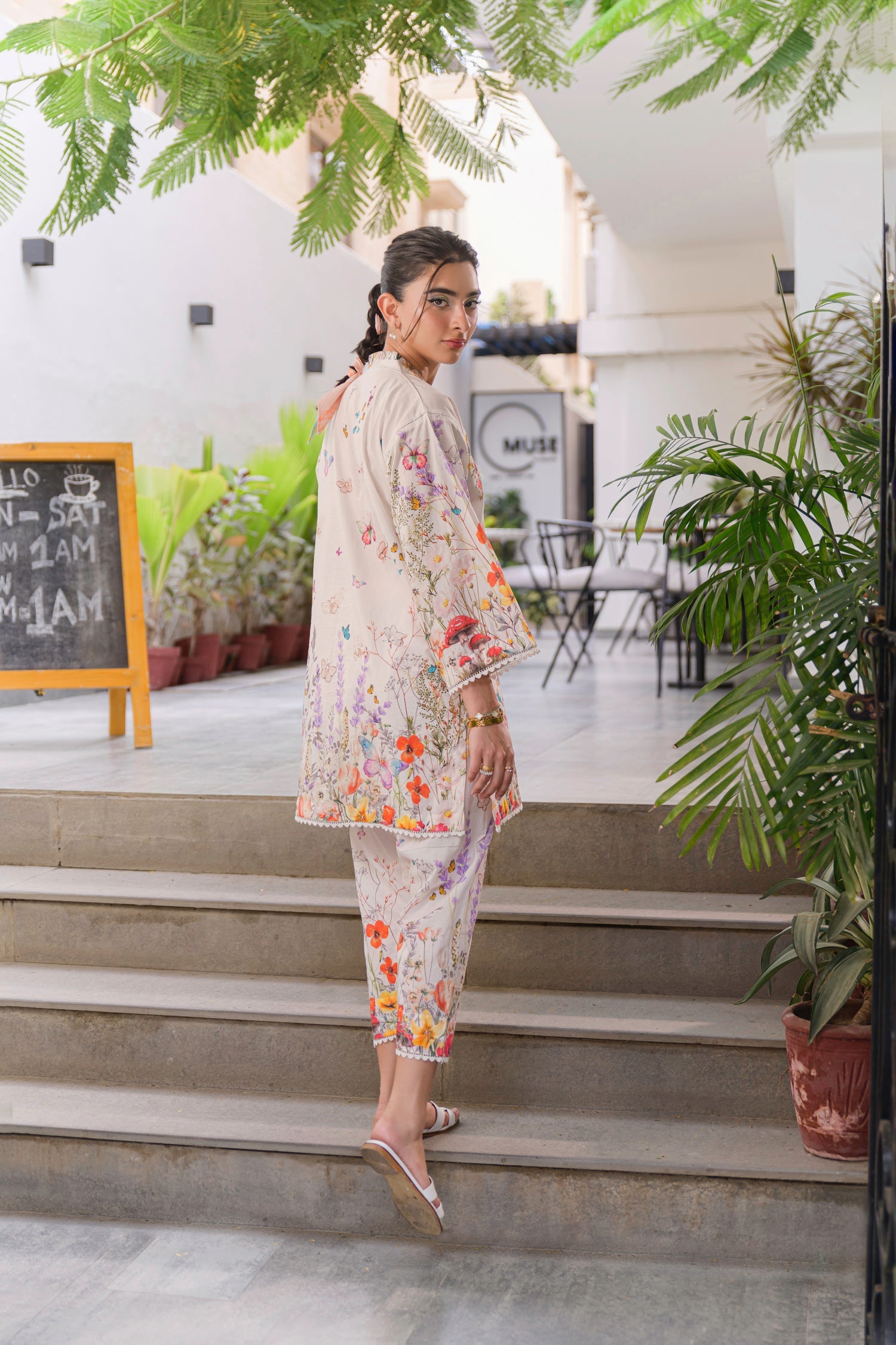 3 Piece - Printed Zari Lawn Suit